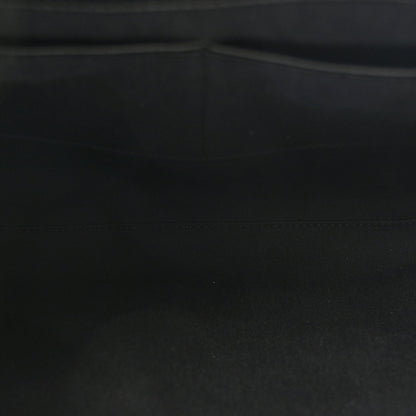 Grained Calfskin Large Rockstud Hobo Black