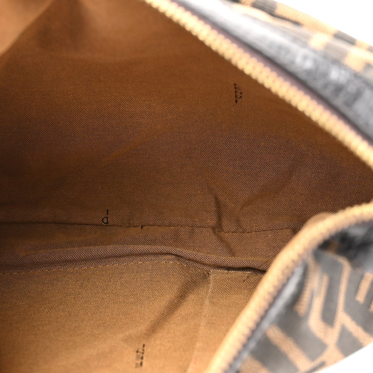 Zucca Chef Crossbody Bag Tobacco