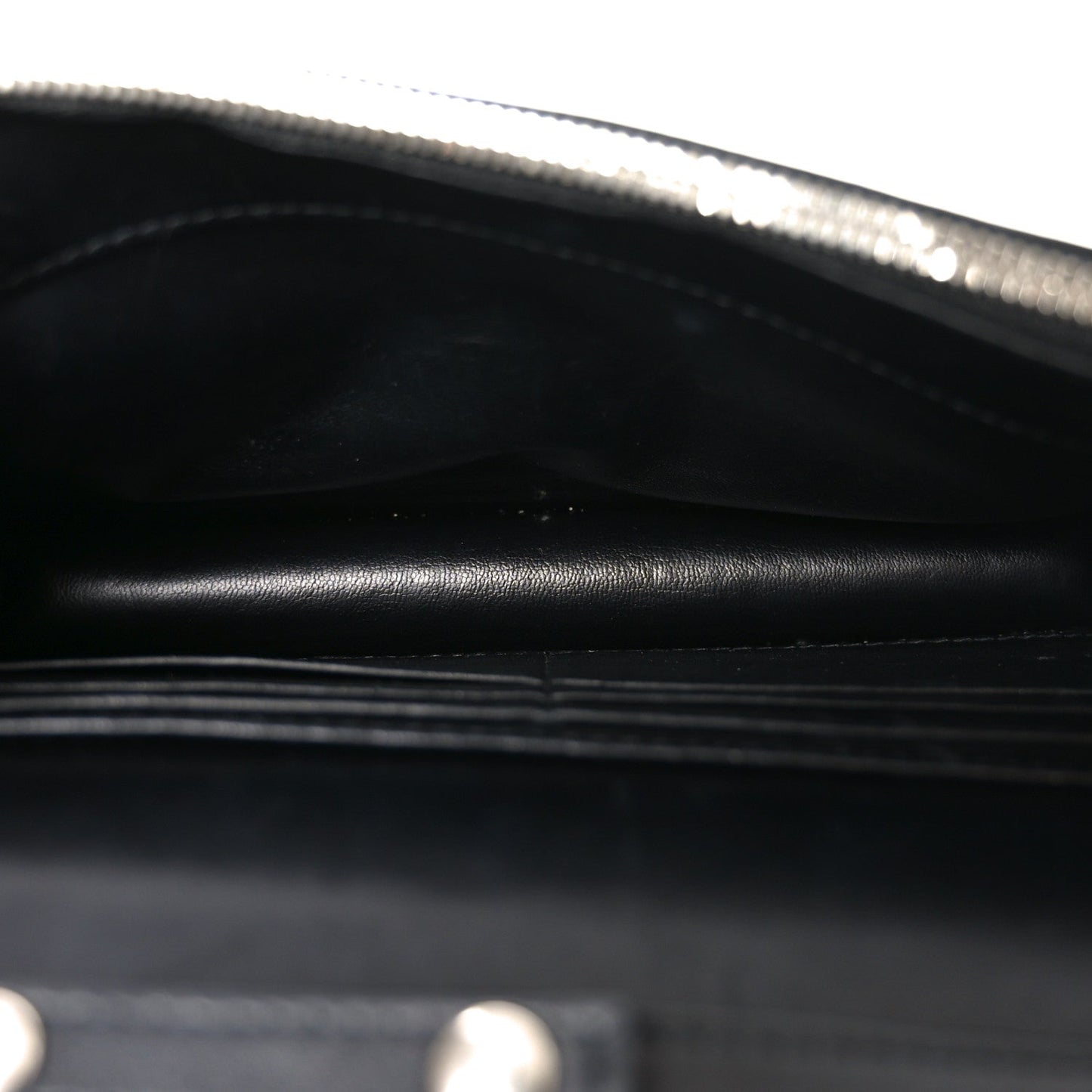 Grained Calfskin Graffiti BB Wallet On Chain Black