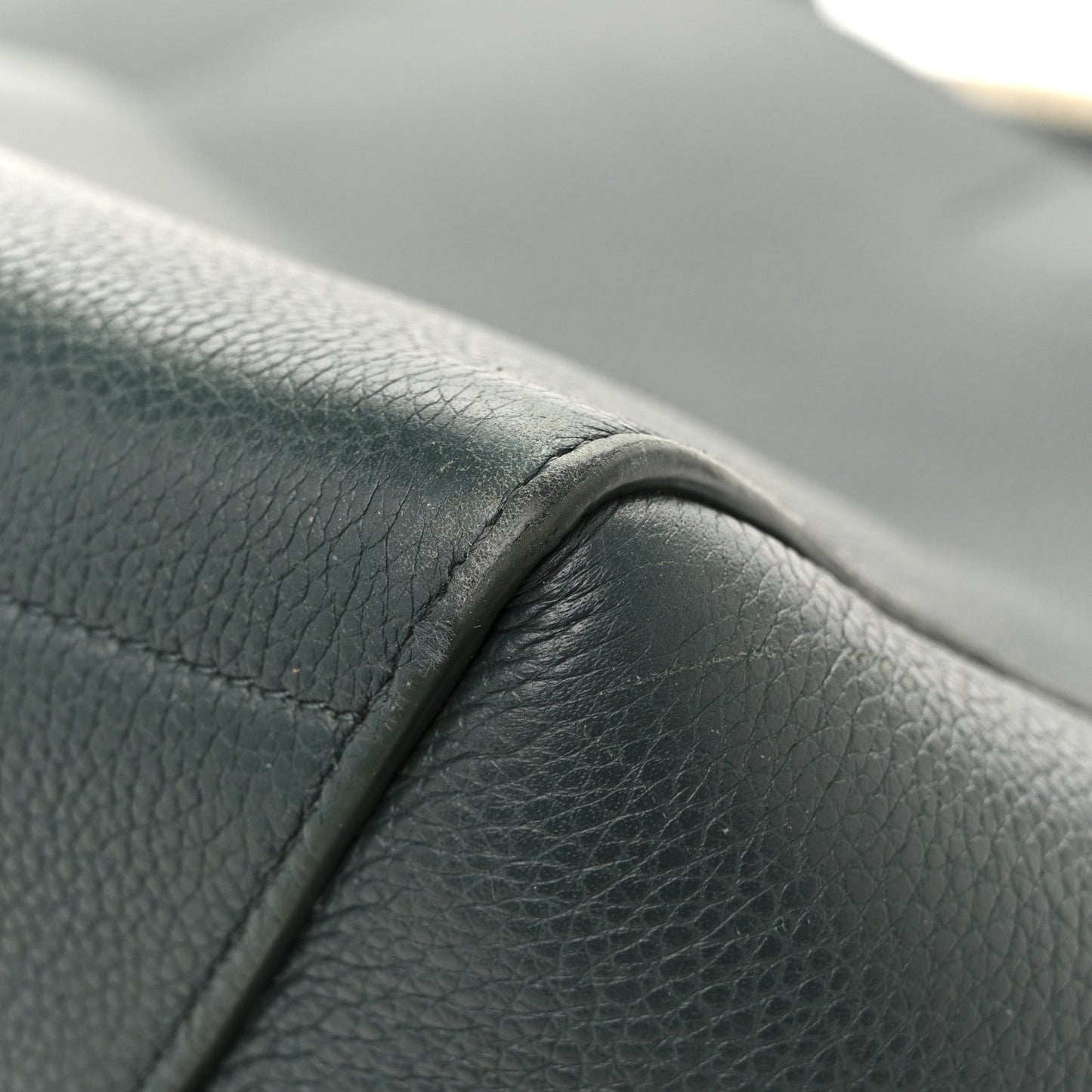 Soft Grained Calfskin Sangle Bucket Bag Amazone