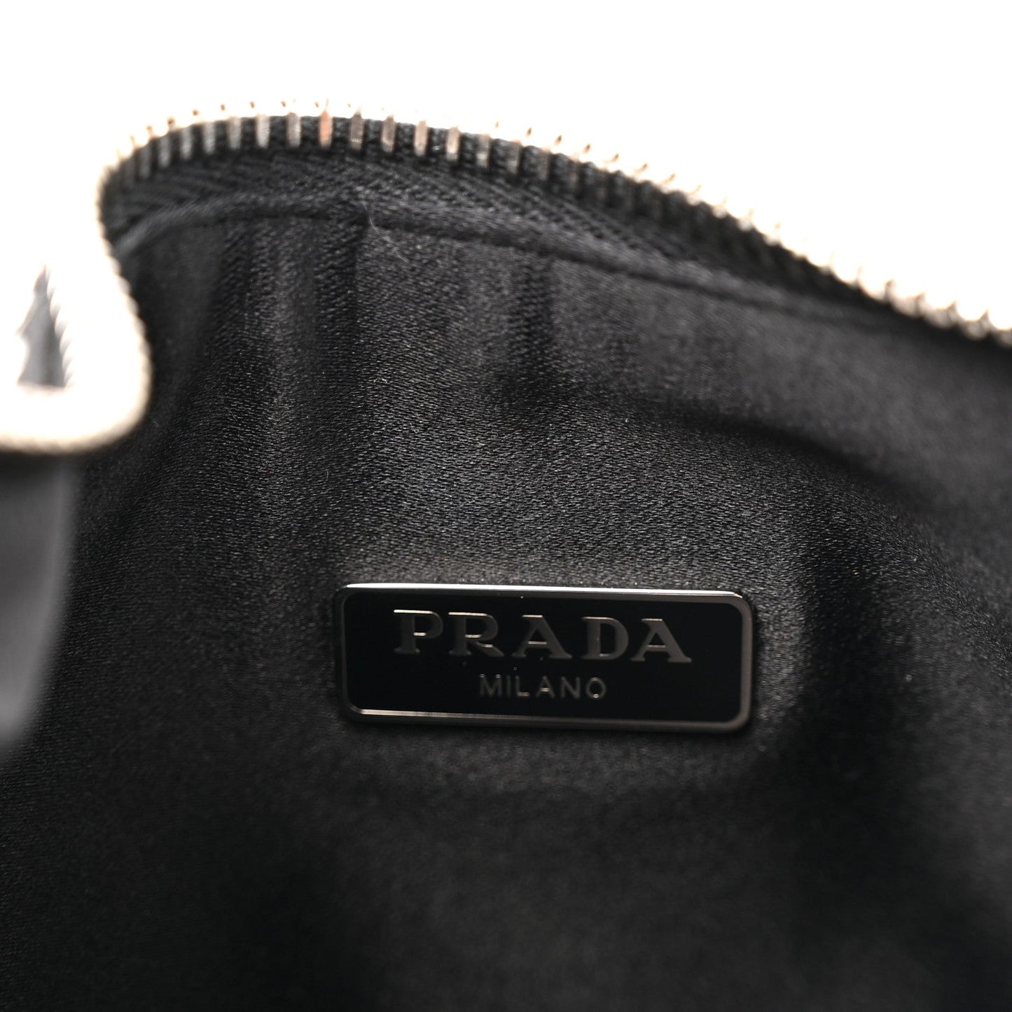 Satin Crystal Re-Edition 2005 Shoulder Bag Cristal