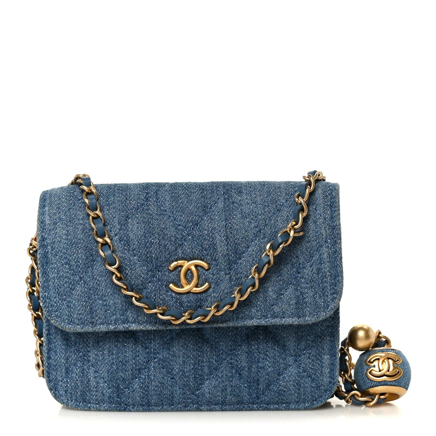 Denim Quilted CC Pearl Crush Clutch With Chain Blue