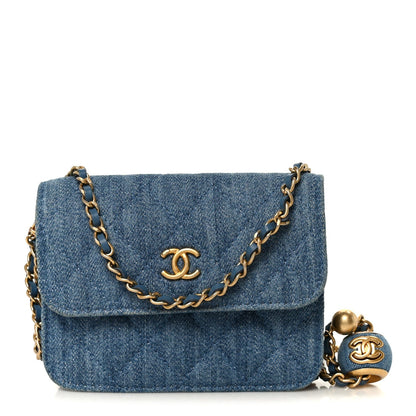 Denim Quilted CC Pearl Crush Clutch With Chain Blue