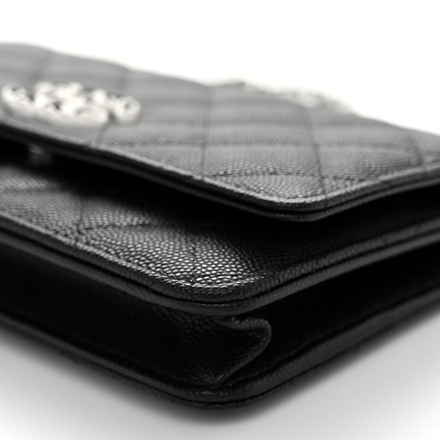 Caviar Quilted Chanel 19 Wallet On Chain WOC Black White
