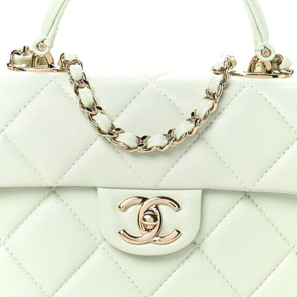 Caviar Quilted Retro Medium Twist Top Handle Clutch Light Green