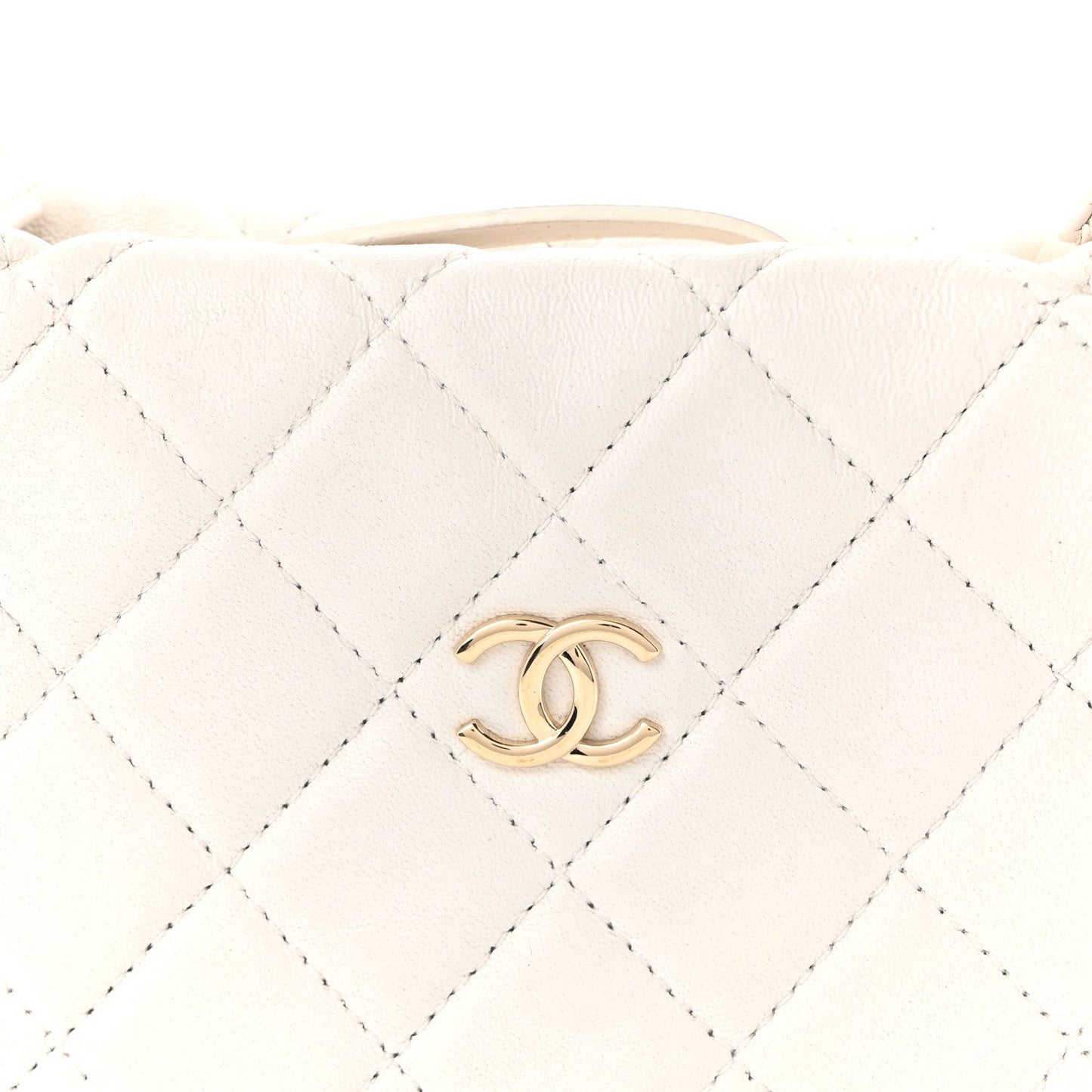 Lambskin Quilted Chain Around Pouch Hobo White