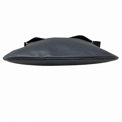 Louis Vuitton Taiga Leather Shoulder Bag