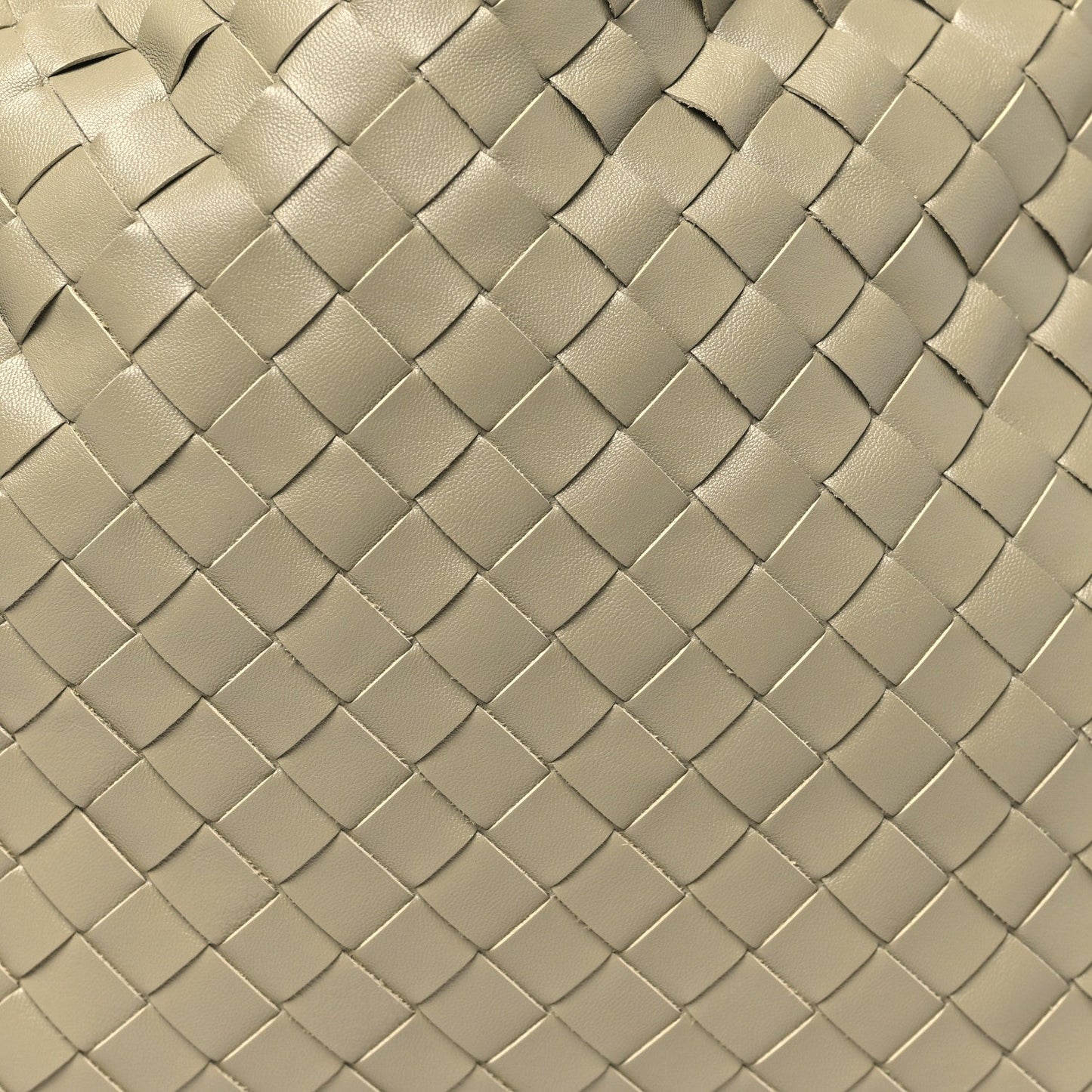 Calfskin Intrecciato Small Hop Travertine