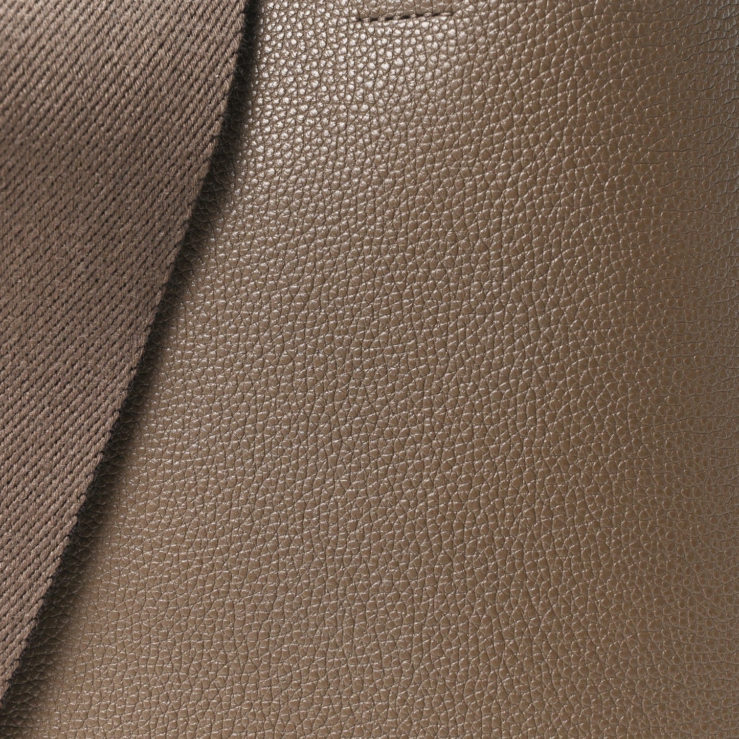 Soft Grained Calfskin Small Sangle Bucket Bag Taupe