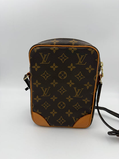 Louis Vuitton LOUIS VUITTON DANUBE Monogram  Handbag (   )