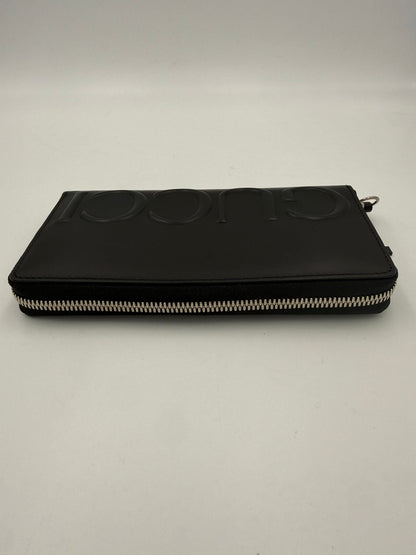 Gucci GUCCI Zip Black Front Logo Embossed  Wallet (   )
