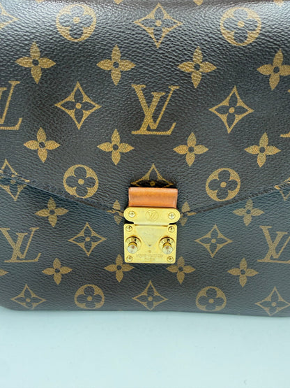Louis Vuitton LOUIS VUITTON METIS Monogram  Handbag (   )