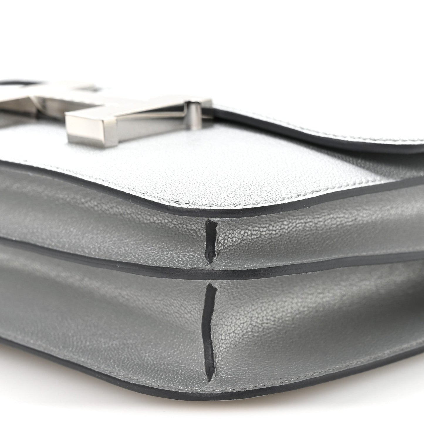 Metallic Chevre Chamkilight Constance 18 Argent