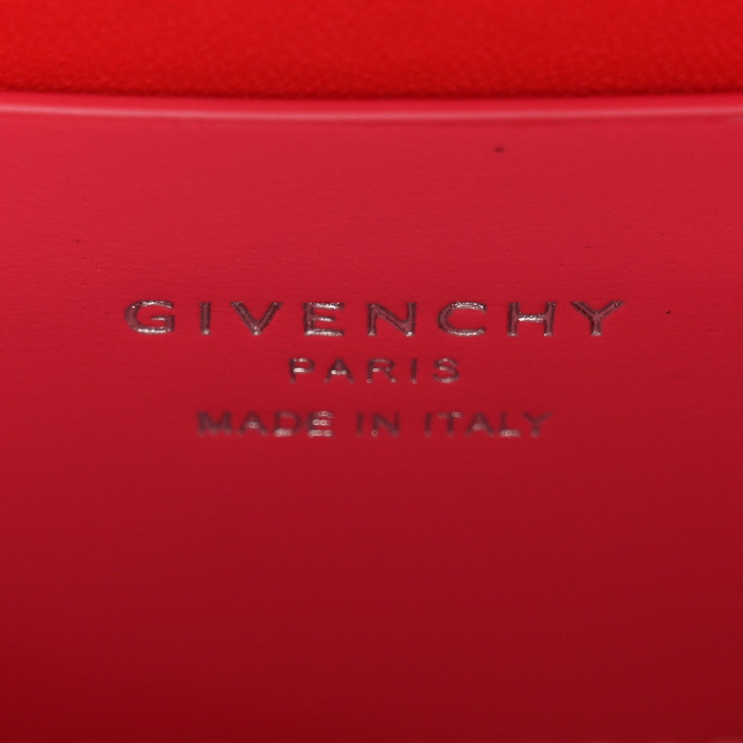 Box Calfskin Antigona Vanity Bag With Chain Neon Pink