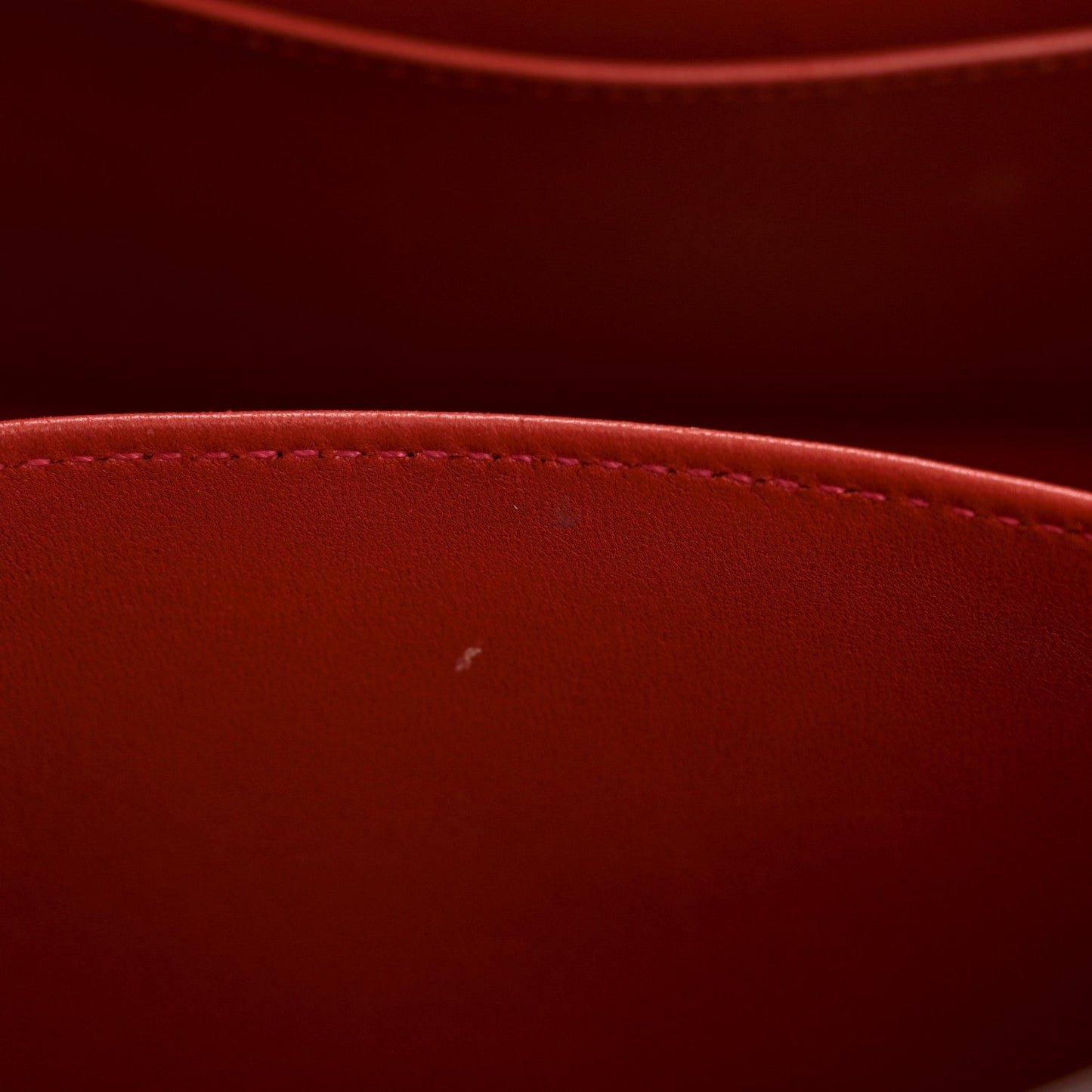 Epsom Swift Harnais Rouge Casaque