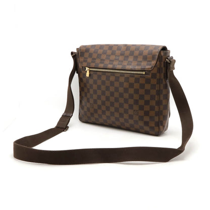 Louis Vuitton District MM Damier Shoulder Bag