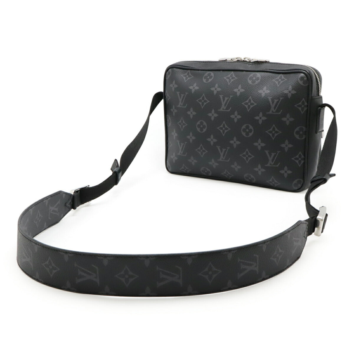 Louis Vuitton Outdoor Messenger PM Monogram Taiga Shoulder Bag