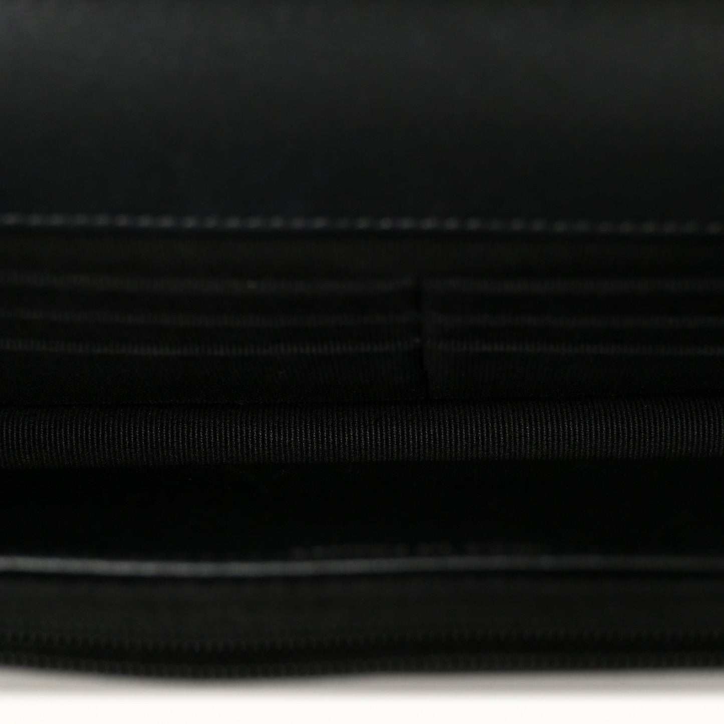 Lambskin Quilted Wallet On Chain WOC So Black