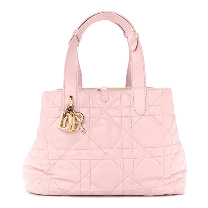 Calfskin Macrocannage Medium Toujours Powder Pink