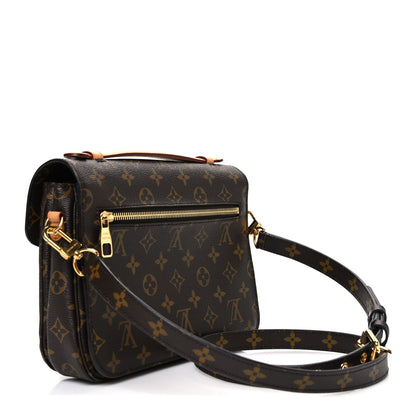 Monogram Pochette Metis