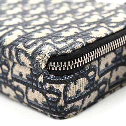 Oblique Messenger Pouch Black