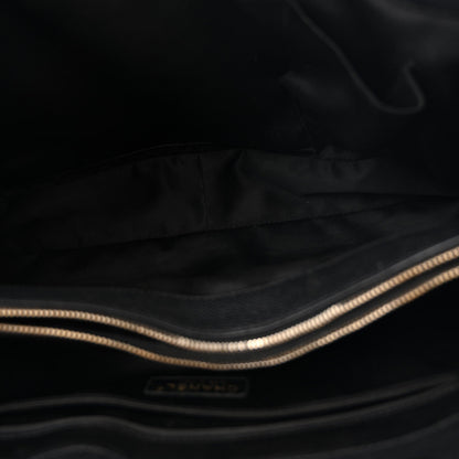 Caviar Quilted XL Grand Shopping Tote GST Black