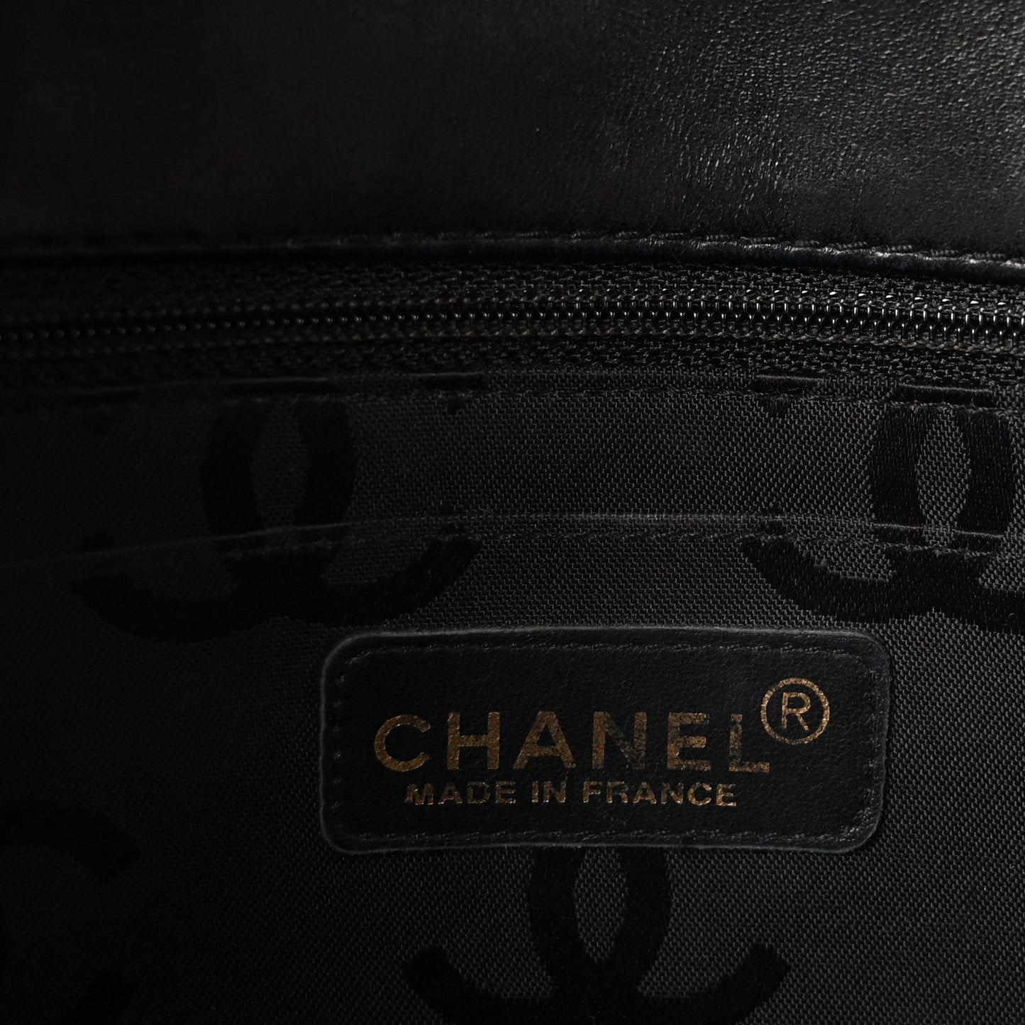 Patent Medium Chocolate Bar Flap Black