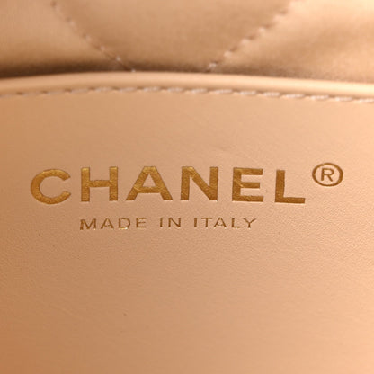 Shiny Caviar Quilted Monochrome Mini Chanel 22 White