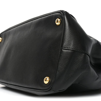 Saffiano Lux Large Galleria Double Zip Tote Black