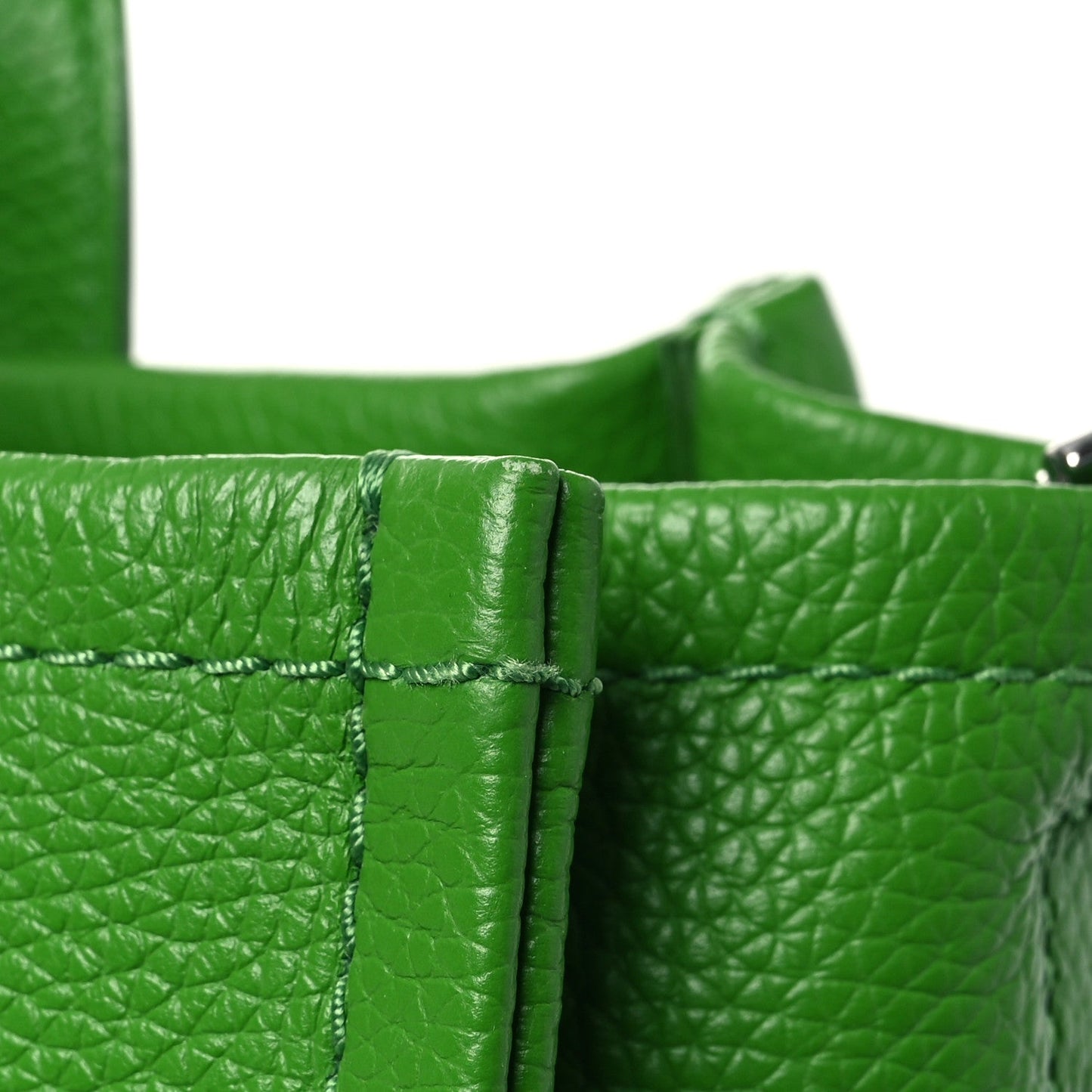 Grained Calfskin Medium The Tote Bag Kiwi