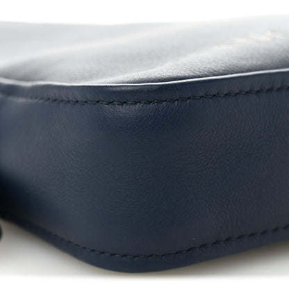 Calfskin Triangle Pouch M Bleu Canopee