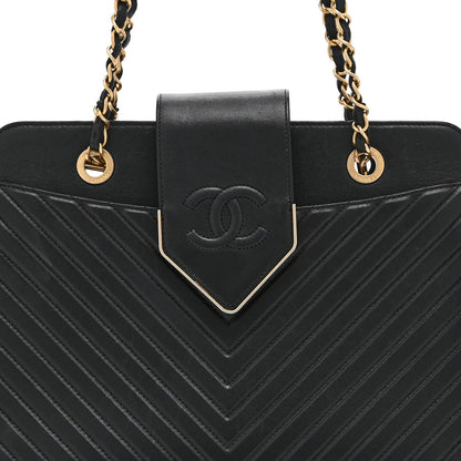 Shiny Sheepskin Chevron Quilted Collar and Tie Flap Black