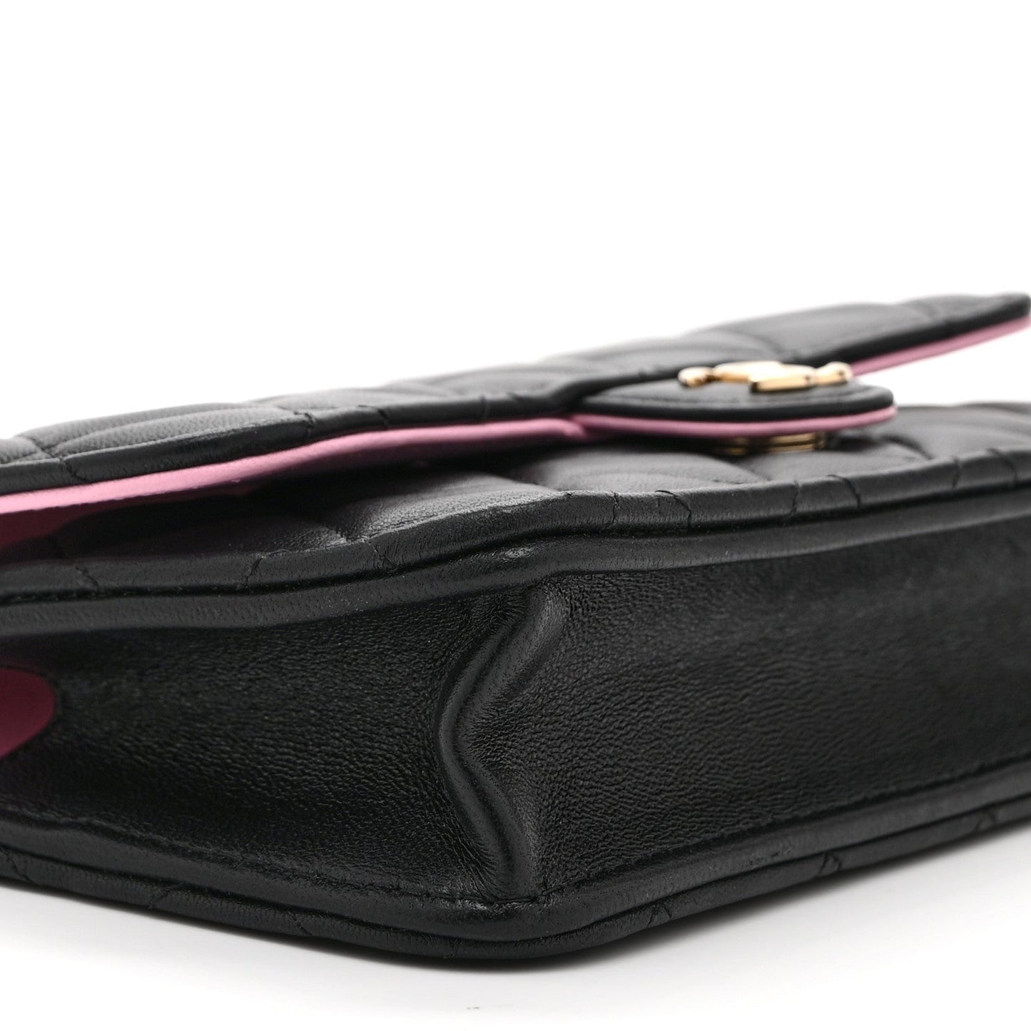 Lambskin Quilted Flap Phone Holder With Chain Black Lilac