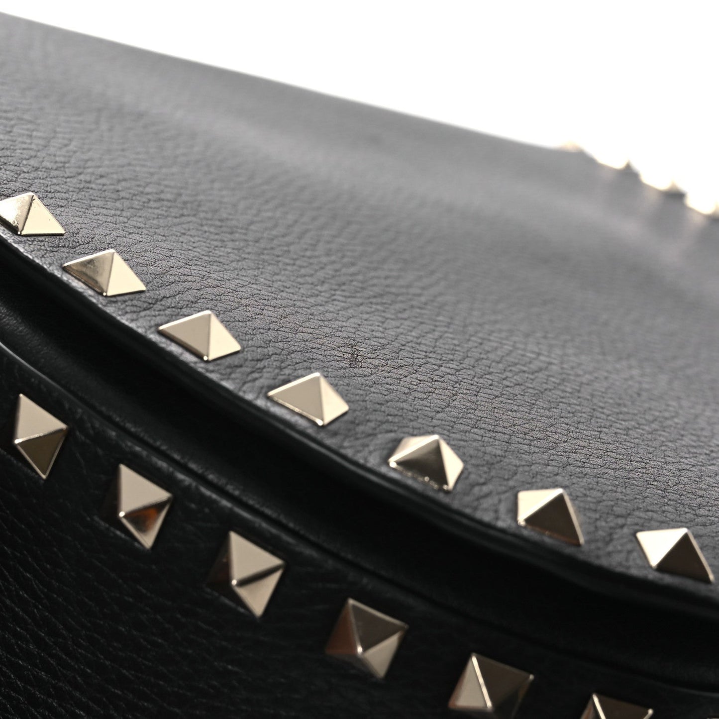 Grained Calfskin Rockstud Saddle Bag Black
