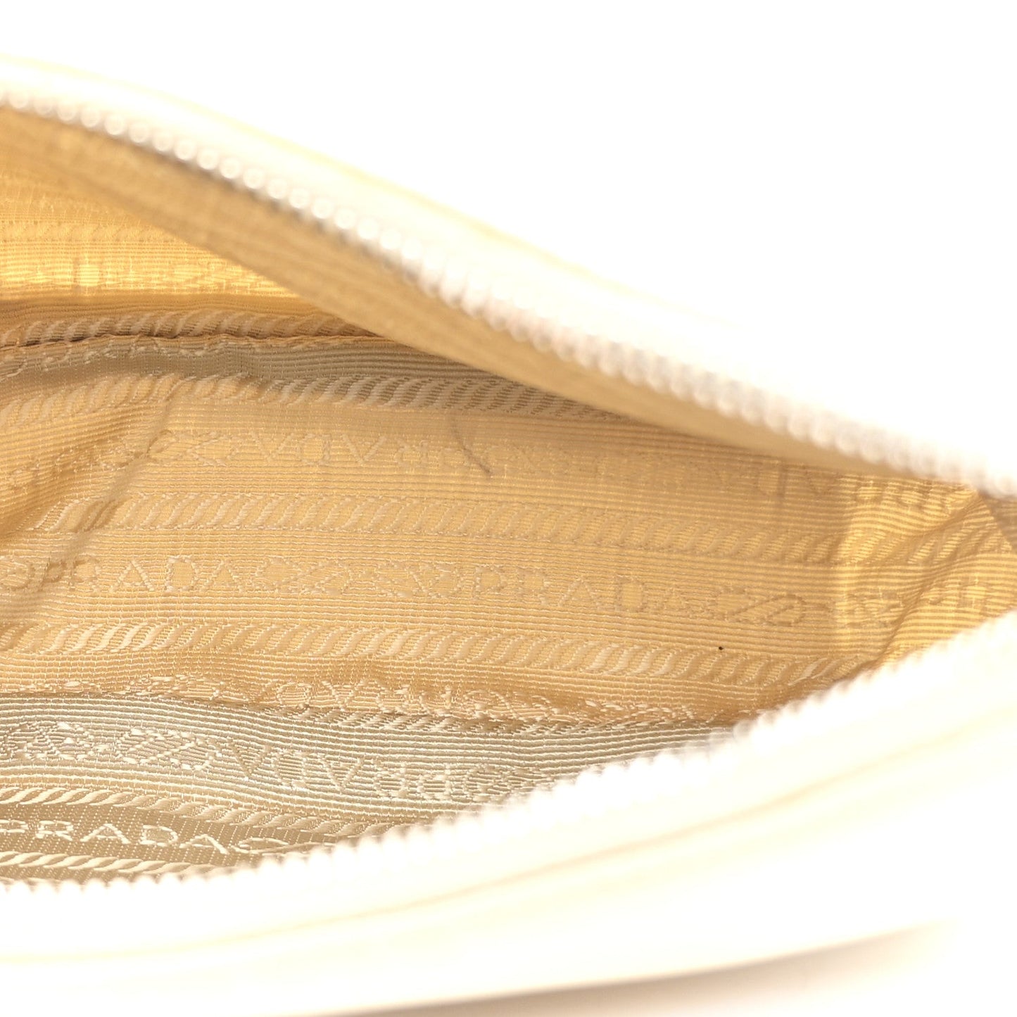 Nylon Re-Edition 2005 Shoulder Bag Cammeo