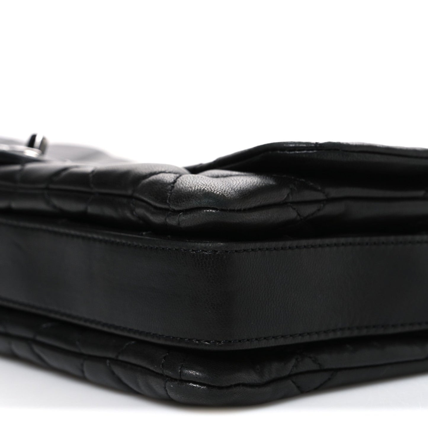Lambskin Quilted Jumbo 3 Flap Black