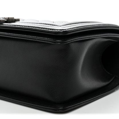 Caviar Quilted Medium Boy Flap Black