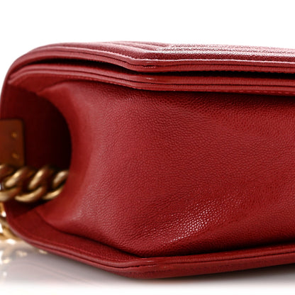 Caviar Quilted Medium Boy Flap Red