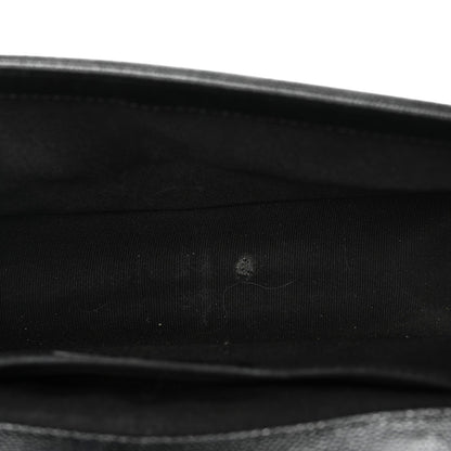 Caviar Quilted Medium Boy Flap Black