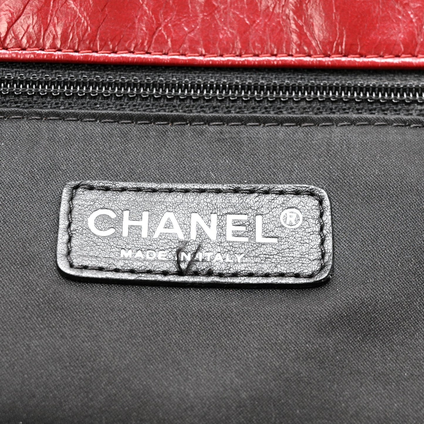 Glazed Calfskin Twisted Maxi Flap Red