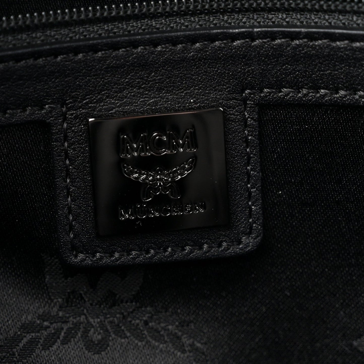 Visetos Medium Sprinkle Stud Stark Backpack Black