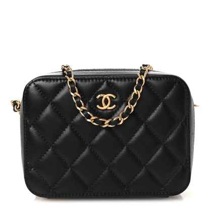 Lambskin Quilted CC Pearl Crush Camera Case Black