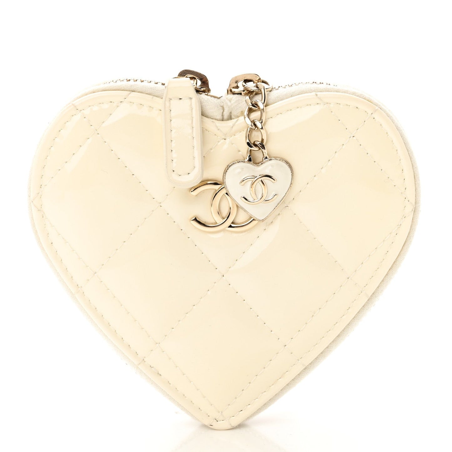 Patent Calfskin Resin Quilted CC Heart Clutch With Chain Black