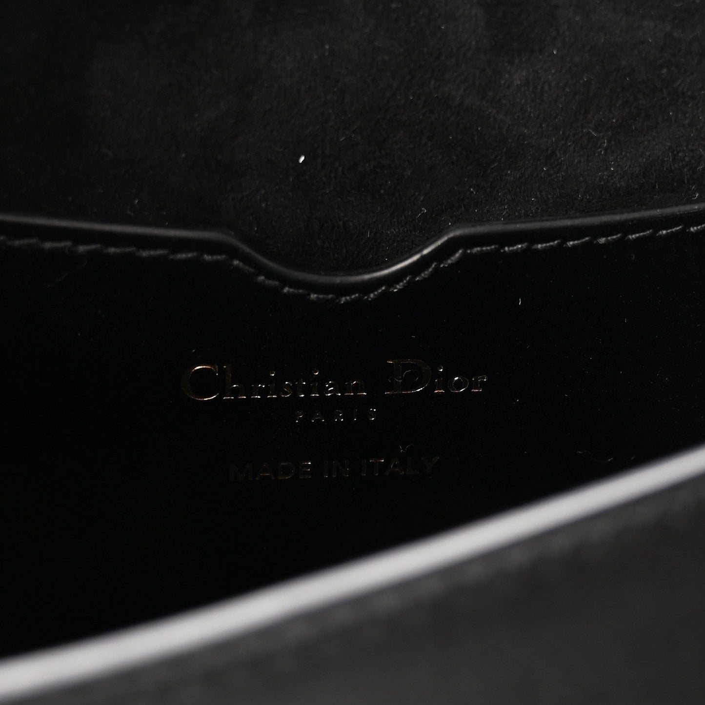 Box Calfskin Medium Bobby Flap Black
