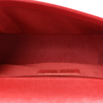 Caviar Quilted Medium Boy Flap Red