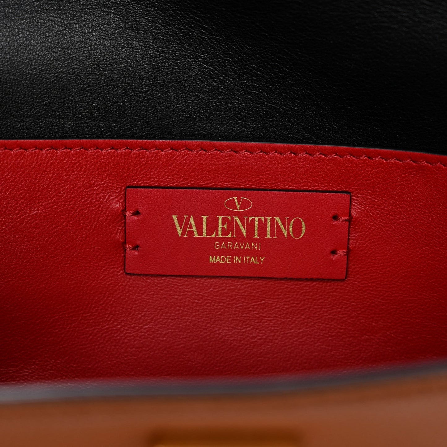 Grainy Calfskin VSling Belt Bag Saddle Brown