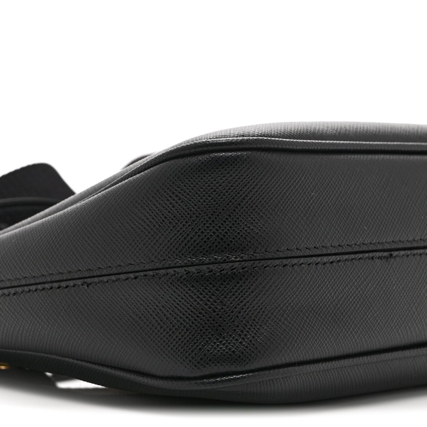 Saffiano Lux Re-Edition 2005 Shoulder Bag Black