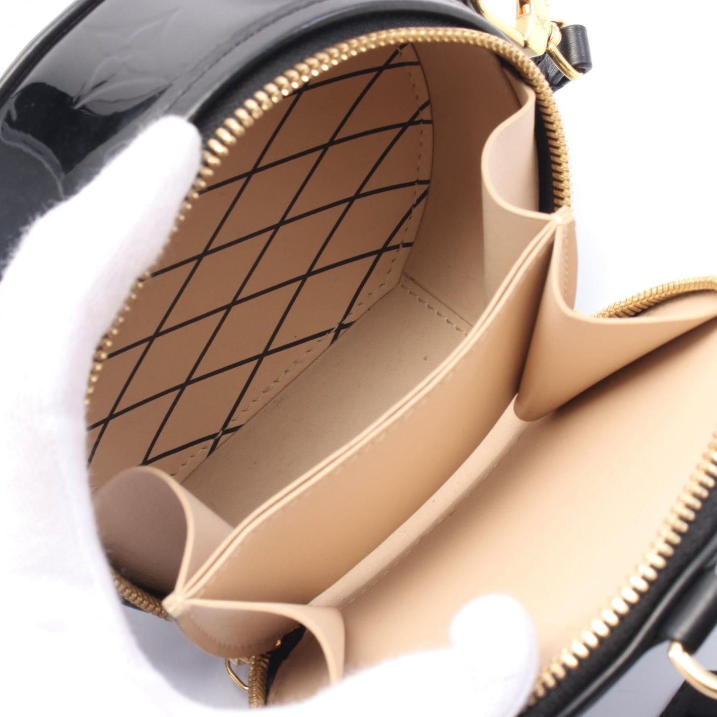 Louis Vuitton Mini Boite Chapeau Vernis Shoulder Bag