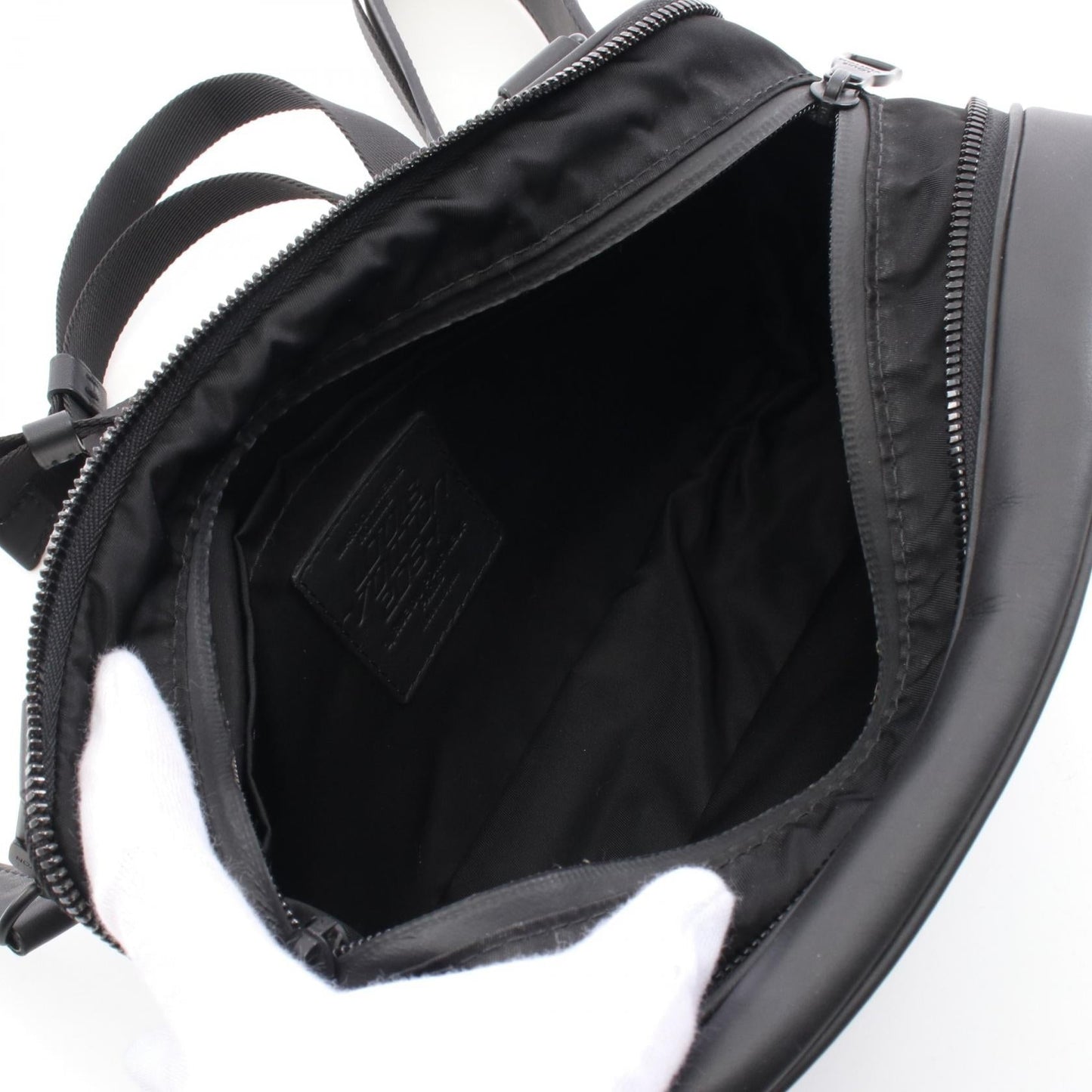 Louis Vuitton Expandable Leather Nylon Shoulder Bag