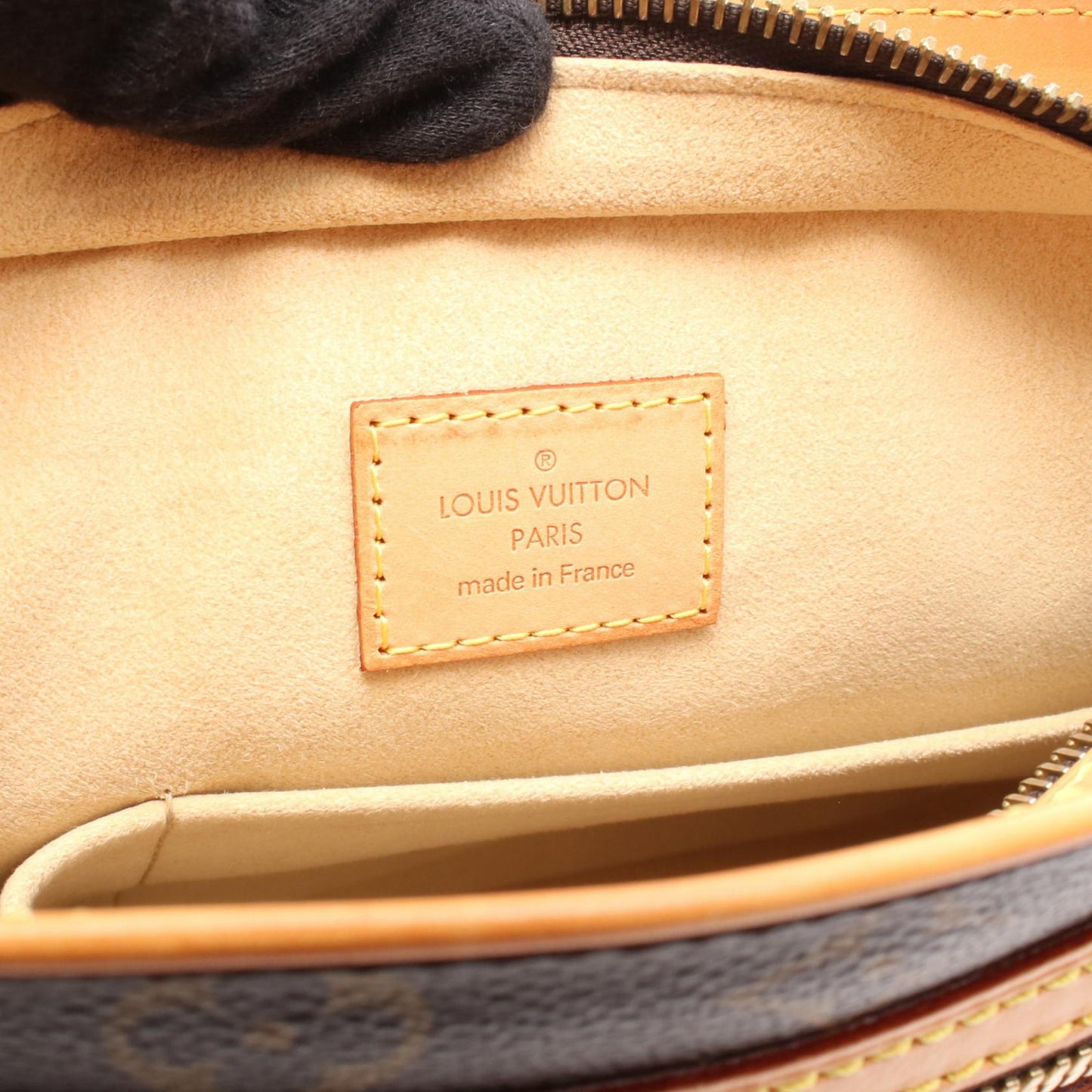 Louis Vuitton Hudson GM Monogram Shoulder Bag
